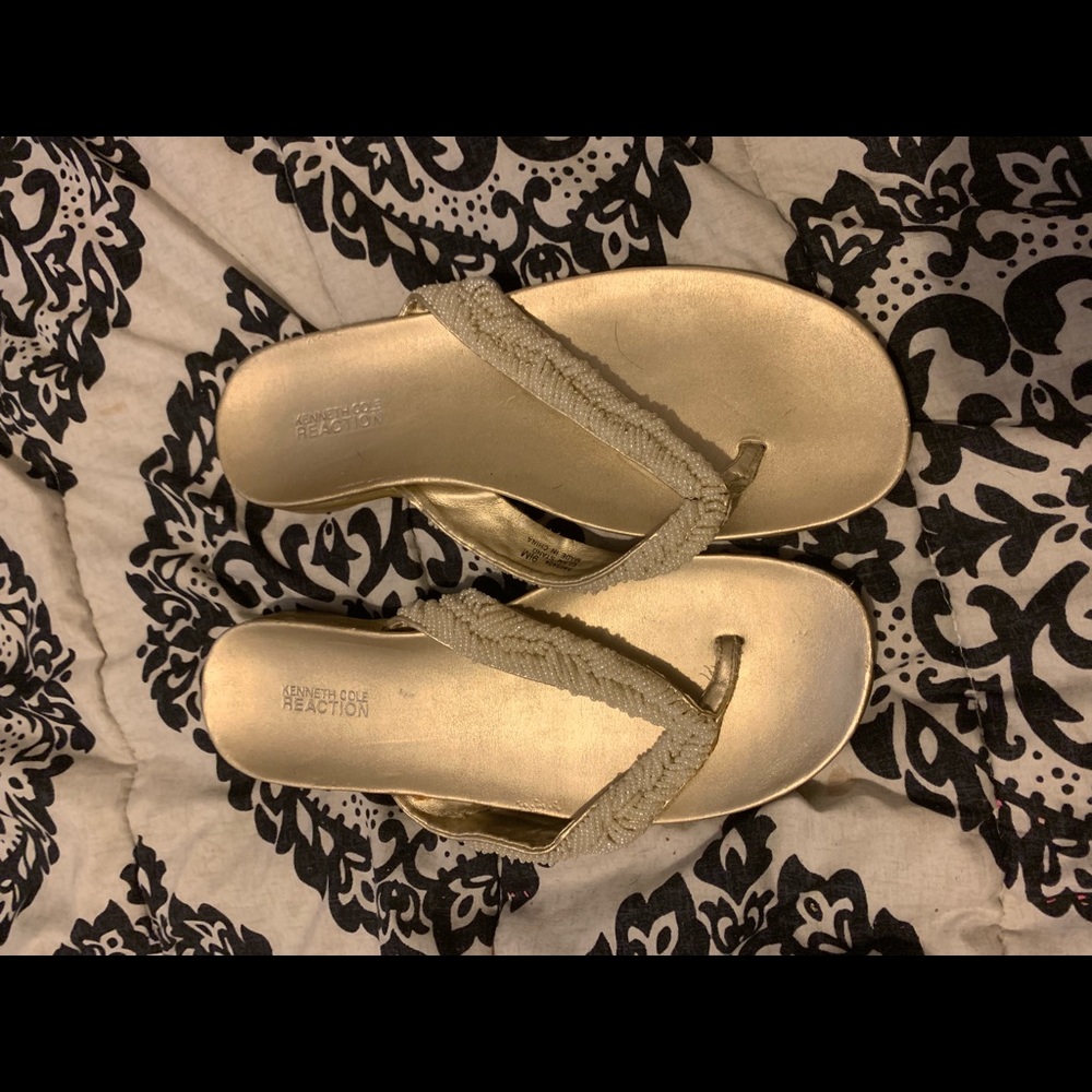 Flip flops